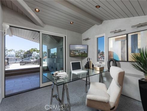 308 Grand Canal , Newport Beach, CA