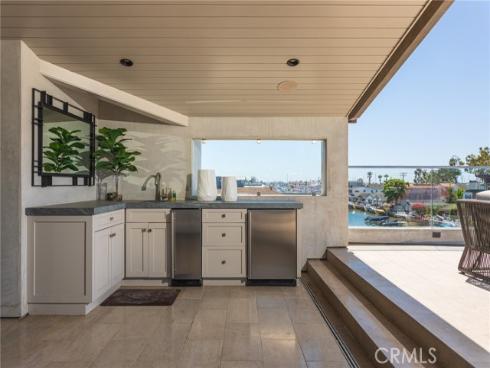 308 Grand Canal , Newport Beach, CA