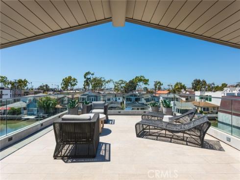 308 Grand Canal , Newport Beach, CA