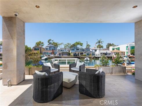 308 Grand Canal , Newport Beach, CA