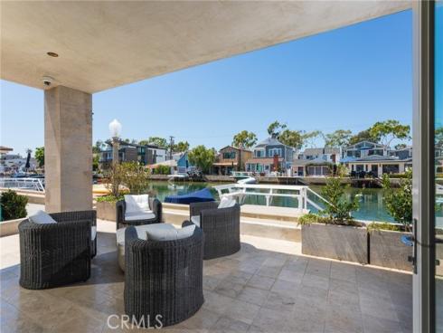 308 Grand Canal , Newport Beach, CA