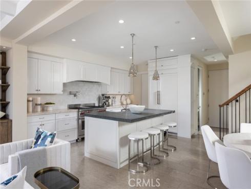 308 Grand Canal , Newport Beach, CA