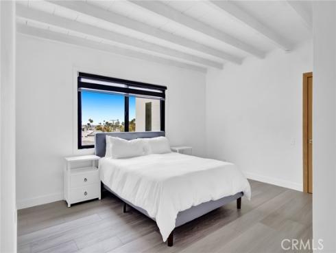 300  Holmwood   Drive, Newport Beach, CA