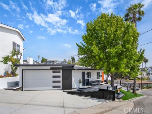 300  Holmwood   Drive, Newport Beach, CA