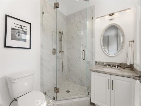 21 Lochmoor , Newport Beach, CA