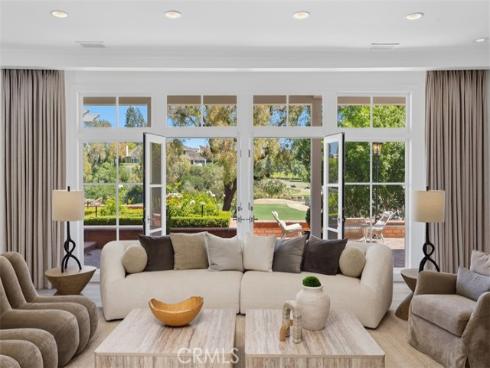 21 Lochmoor , Newport Beach, CA