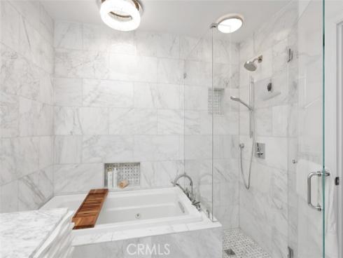 21 Lochmoor , Newport Beach, CA
