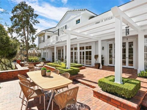 21 Lochmoor , Newport Beach, CA