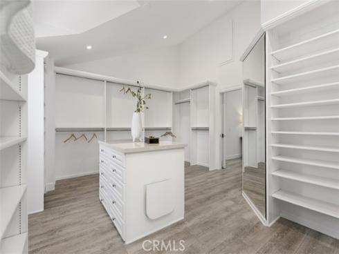 21 Lochmoor , Newport Beach, CA