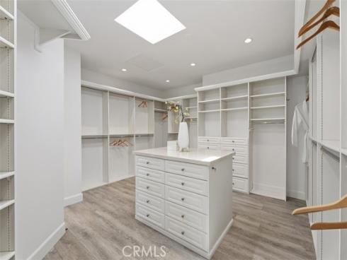 21 Lochmoor , Newport Beach, CA
