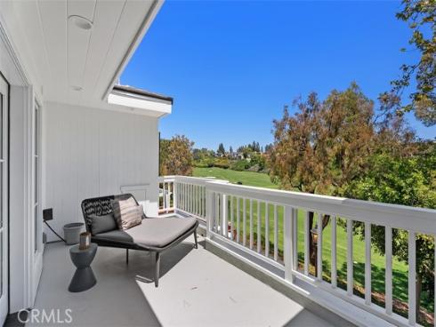 21 Lochmoor , Newport Beach, CA