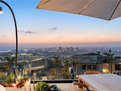 17 Muir Beach , Newport Beach, CA