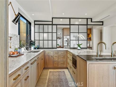 17 Muir Beach , Newport Beach, CA