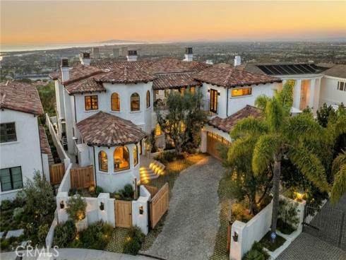 17 Muir Beach , Newport Beach, CA