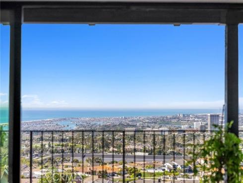 17 Muir Beach , Newport Beach, CA