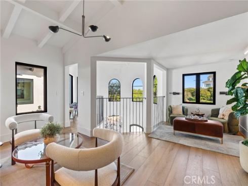 17 Muir Beach , Newport Beach, CA