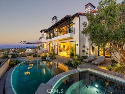 17 Muir Beach , Newport Beach, CA
