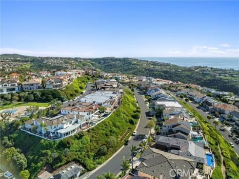17  Muir Beach  , Newport Beach, CA
