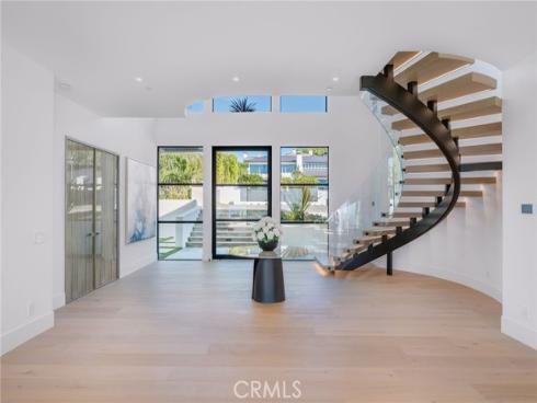 4 Geneve , Newport Beach, CA