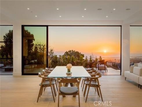 4 Geneve , Newport Beach, CA