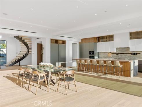 4 Geneve , Newport Beach, CA