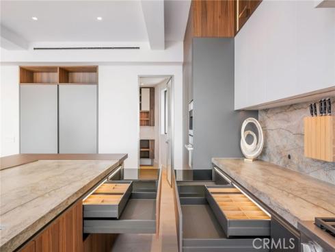 4 Geneve , Newport Beach, CA