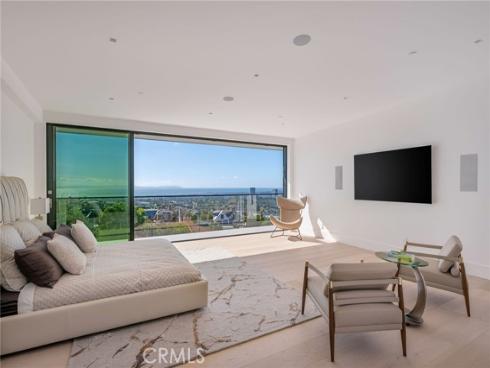 4 Geneve , Newport Beach, CA