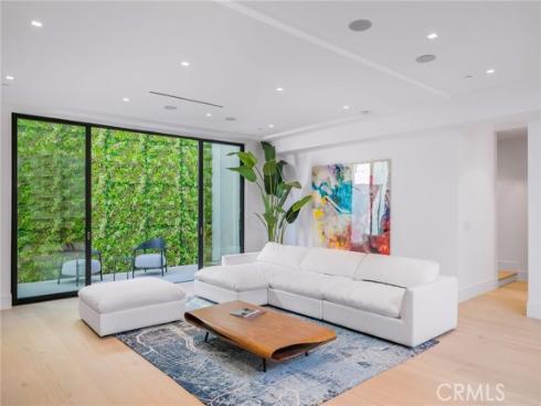 4 Geneve , Newport Beach, CA