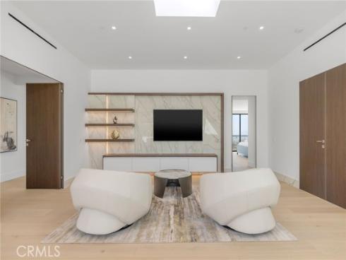4 Geneve , Newport Beach, CA