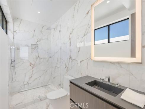 4 Geneve , Newport Beach, CA