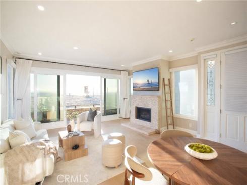 2712 W Oceanfront , Newport Beach, CA