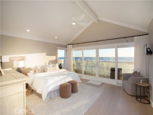 2712 W Oceanfront , Newport Beach, CA