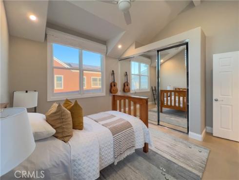 2712 W Oceanfront , Newport Beach, CA