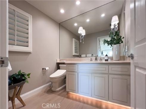 2712 W Oceanfront , Newport Beach, CA