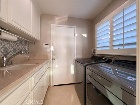 2712 W Oceanfront , Newport Beach, CA