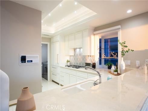 2712 W Oceanfront , Newport Beach, CA