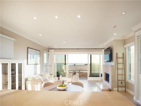 2712 W Oceanfront , Newport Beach, CA
