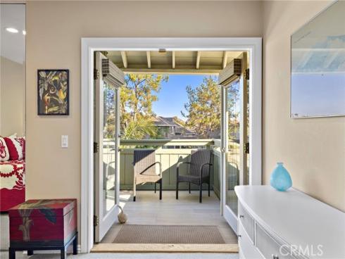 25 Lucerne Street, Newport Beach, CA