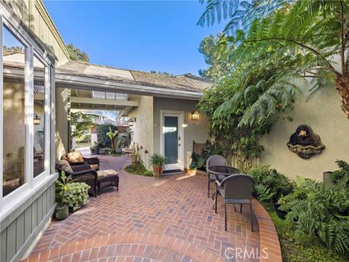 25 Lucerne Street, Newport Beach, CA