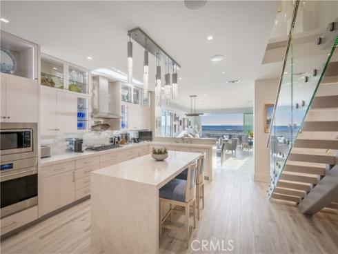 3407 W Oceanfront , Newport Beach, CA