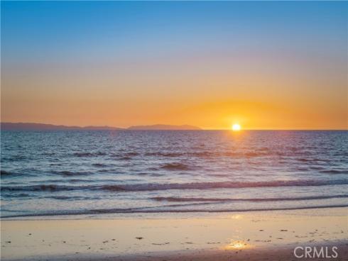 3407 W Oceanfront , Newport Beach, CA