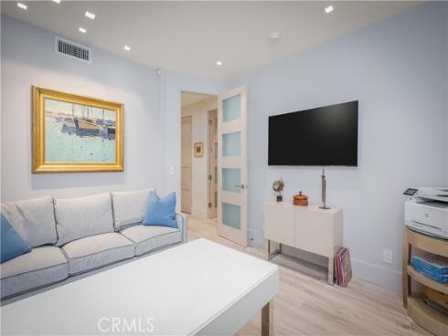 3407 W Oceanfront , Newport Beach, CA