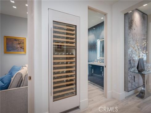 3407 W Oceanfront , Newport Beach, CA