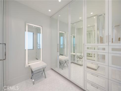 3407 W Oceanfront , Newport Beach, CA