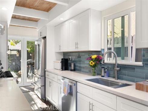 327 62nd Street, Newport Beach, CA