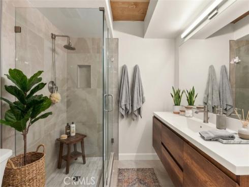 327 62nd Street, Newport Beach, CA