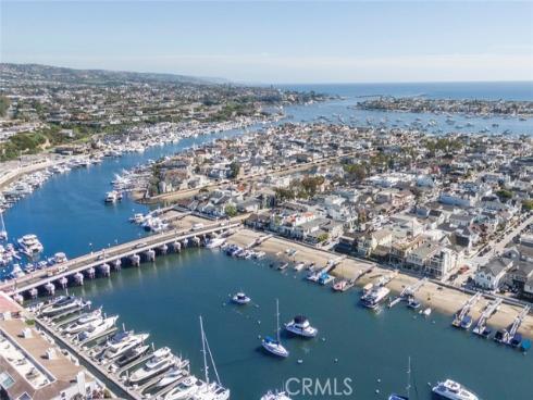 1207 N Bay Front  , Newport Beach, CA
