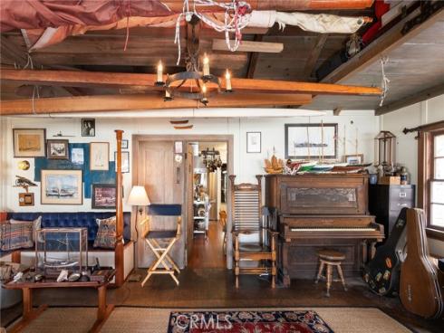 1207 N Bay Front , Newport Beach, CA