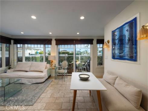 203 8th st , Newport Beach, CA