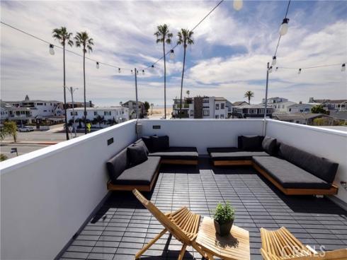 203 8th st , Newport Beach, CA
